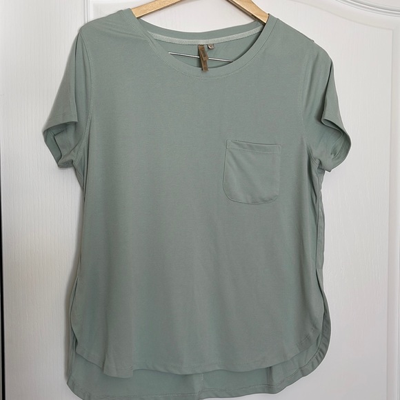 Max cocos t-shirt size M pretty light blue color - Picture 1 of 7